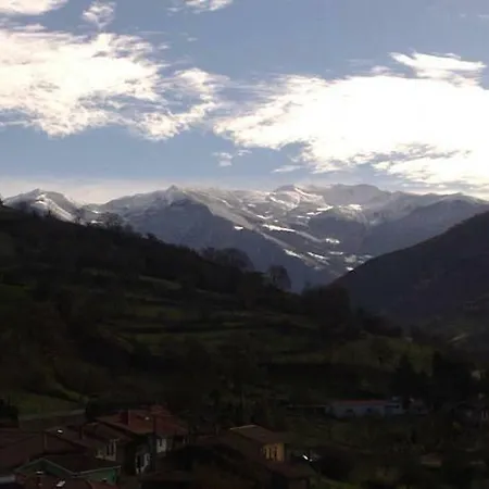 Vive Asturias En Casa De Aldea Buhardilla Tipica Campomanes
